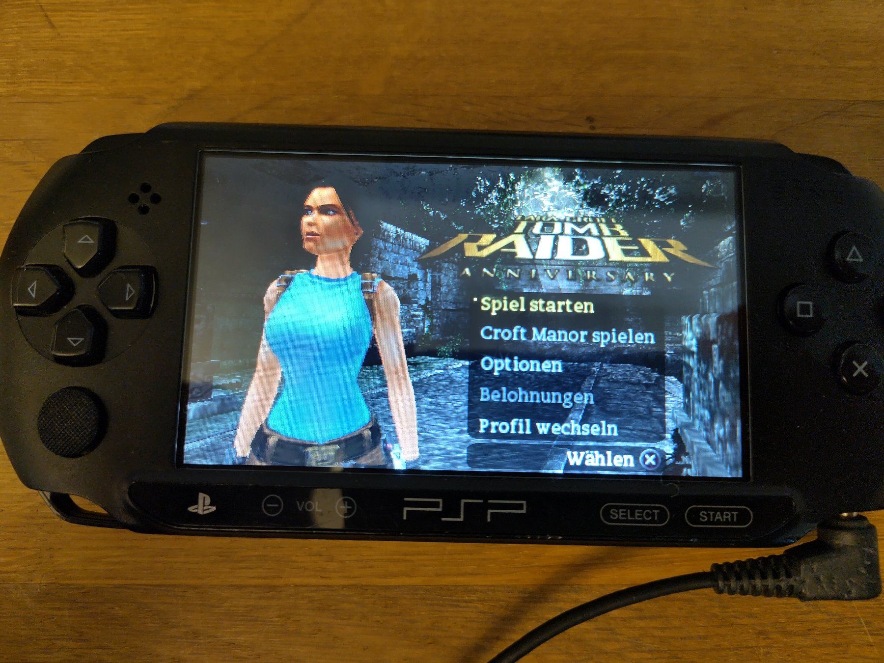 Sony Spiele: Lara Croft: Tomb Raider Anniversary - PSP – Gebraucht aus Kloten von SuperRetroPixels 1
