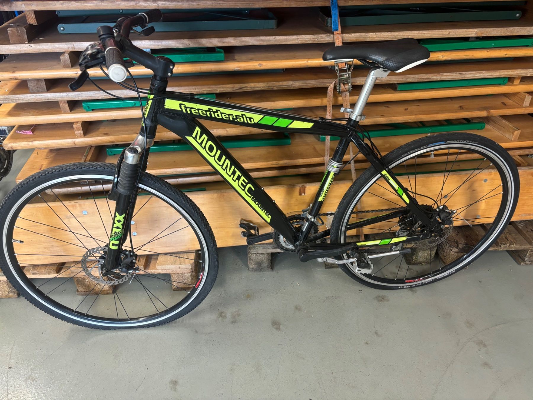 Velos: Velo Paket 6 Velo – Defekt aus Ostermundigen von Mcone