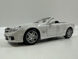 Mercedes-Benz SL63 AMG 1:18, weiss, inkl. OVP, MAISTO