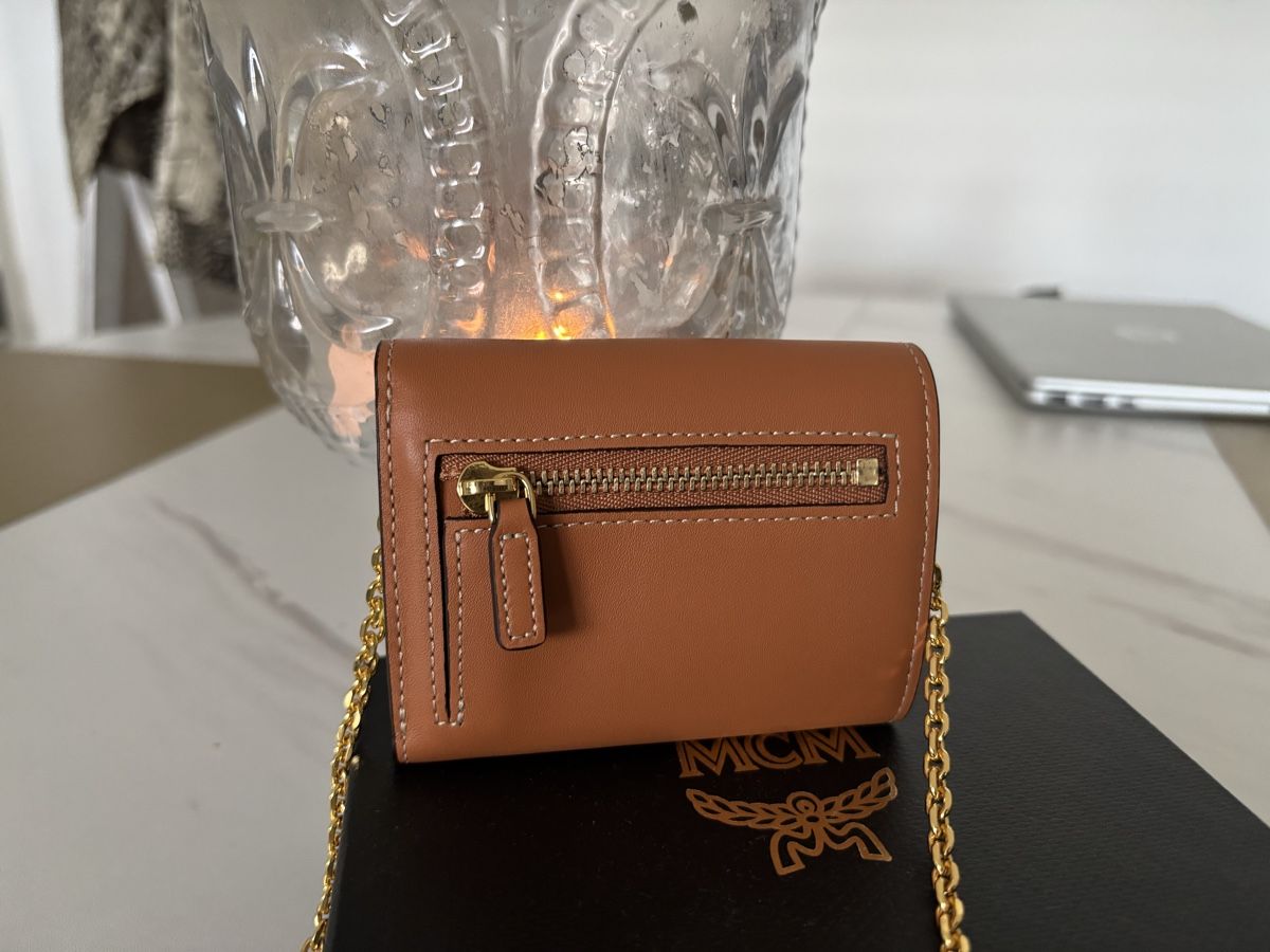 Mcm Borse: MCM Brieftasche/Kleine Tasche mit Kette – Nuovo e nell'imballaggio originale da Rheinfelden venduto da Jeva-Anna 6