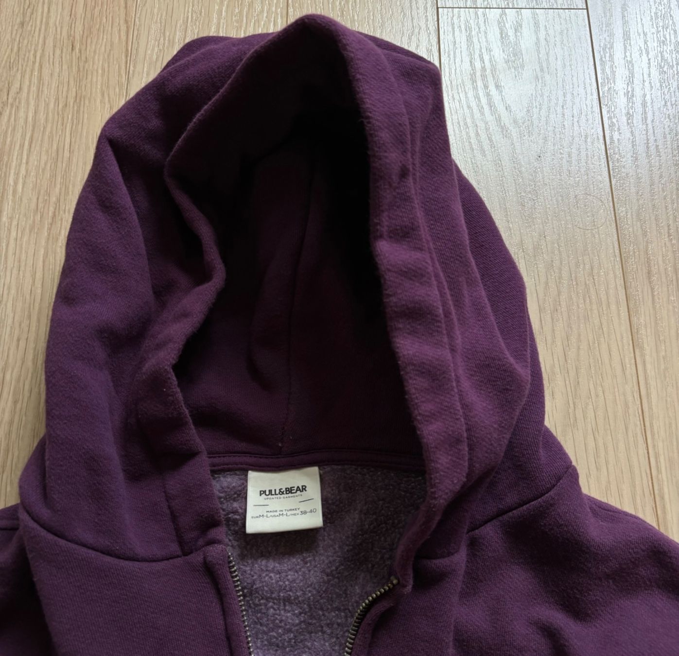 Pull&Bear Maglioni & Felpe: Pull & Bear Pullover mit Kapuze & RV Gr. M | Gebraucht – Usato da Suhr venduto da twt_gb7n 4