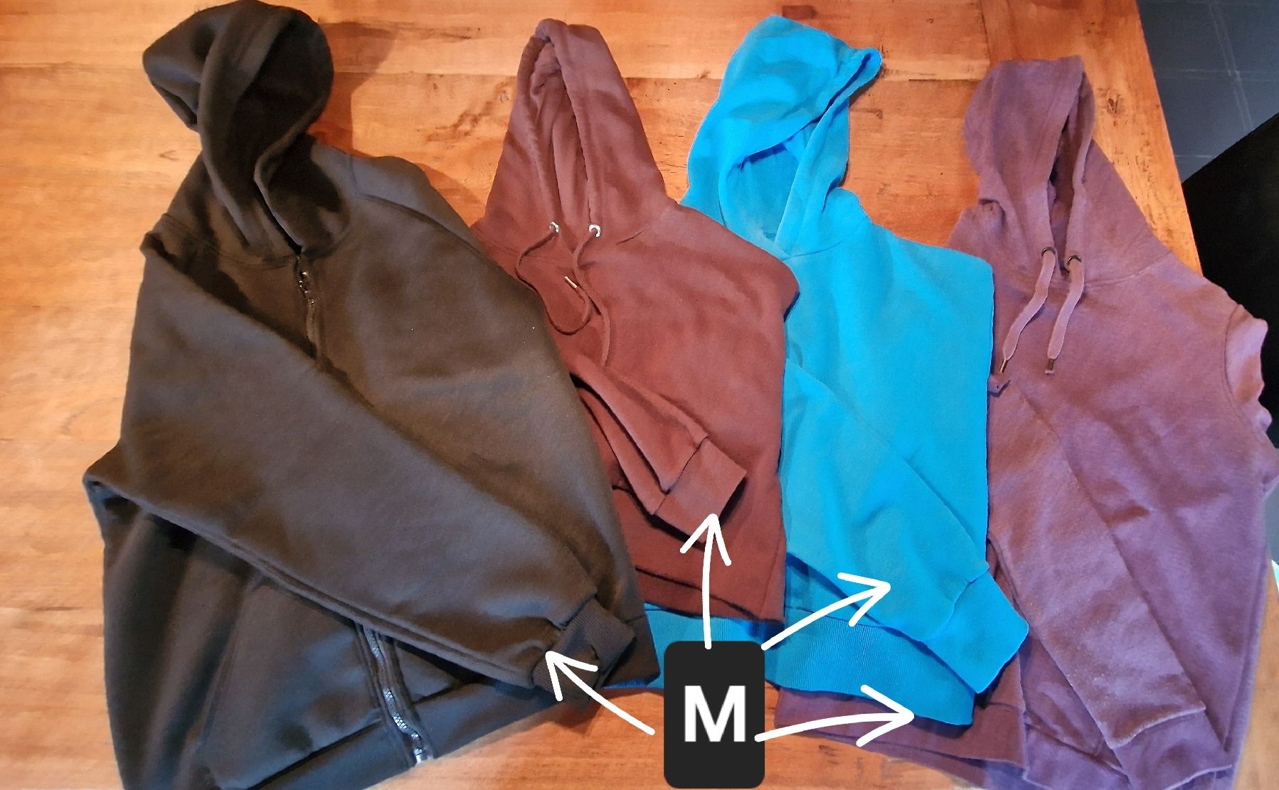 Lotti di vestiti: Diverse Damen Pullovers und Jäcklein in den Grössen M – Usato da Greifensee venduto da Nemo636 1