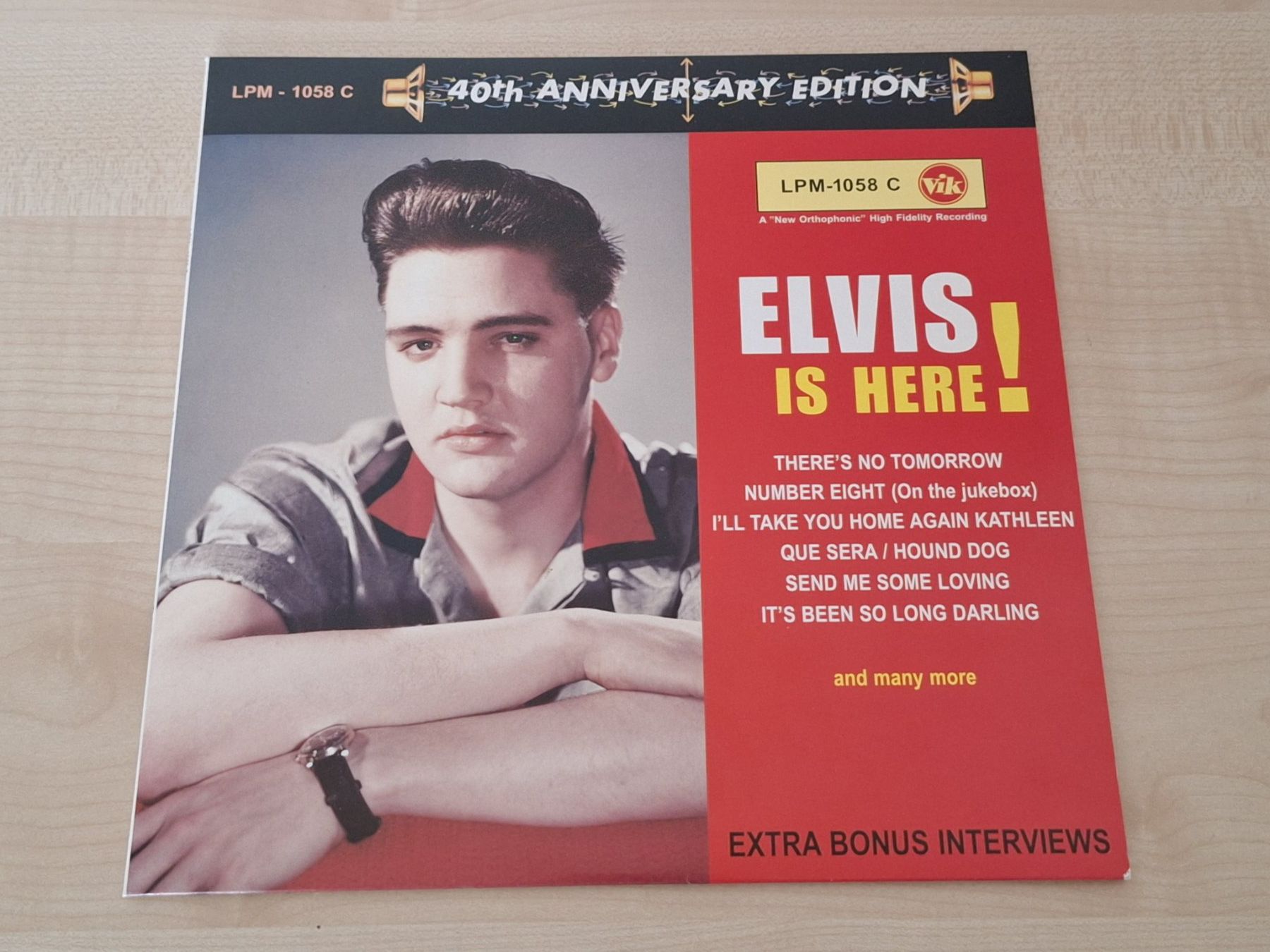 Schallplatten: Elvis Presley Is Here EP – Neu (gemäss Beschreibung) aus Uerschhausen von Burton77