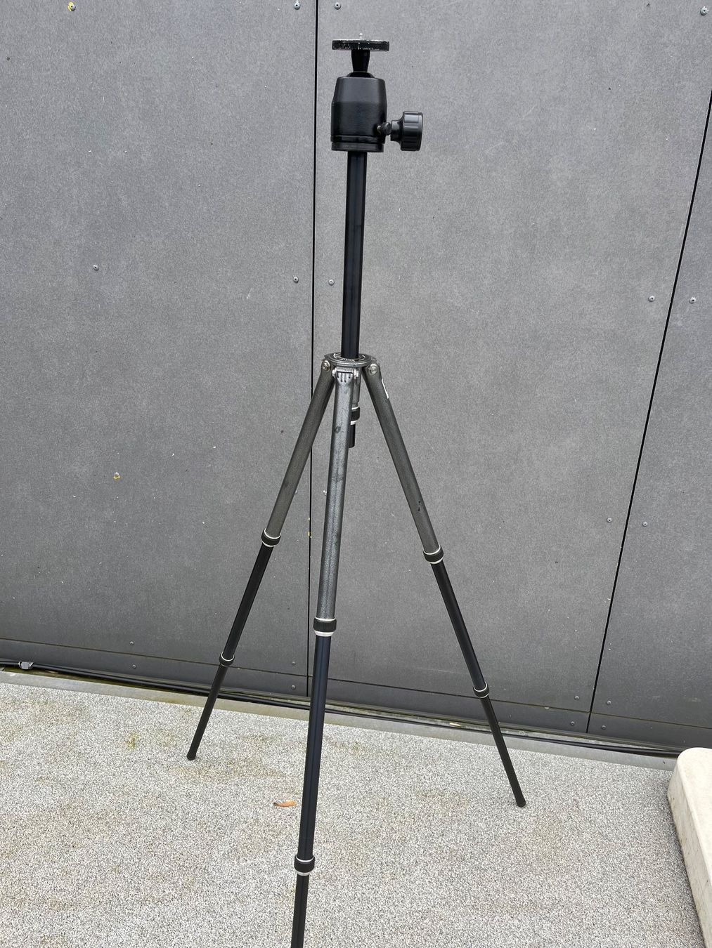 Gitzo Treppiedi & Teste: Gitzo Gilux Reporter Stativ G201 – Usato da Salenstein venduto da kar_qx2p 2