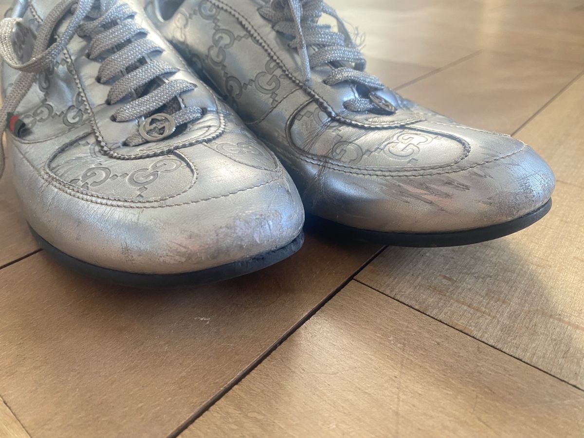 Gucci Herrenschuhe: Gucci Sneakers silbern – Gebraucht aus Bern von kajonra 1