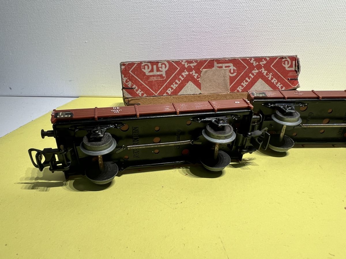 Märklin Modelleisenbahnen: 2x Märklin Flachwagons HO  – Gebraucht aus Weinfelden von Kammerflimmern 1