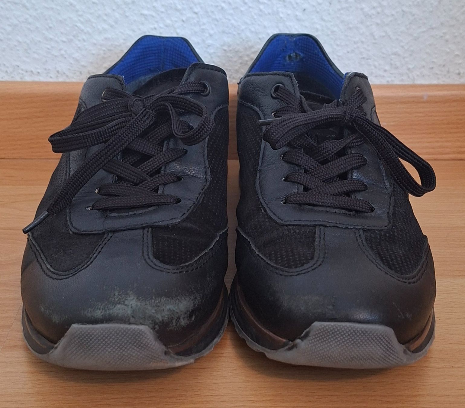 Bugatti Herrenschuhe: Sneaker bugatti Grösse 43 – Gebraucht aus Feuerthalen von kigo87 1