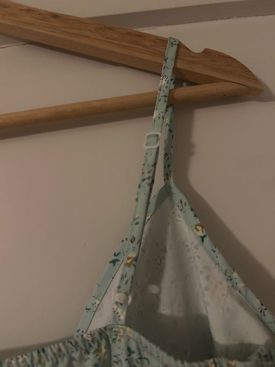 Shein Vestiti: Blumenkleid mit Bindedetail Grösse S mit Reisverschluss – Usato da Frauenfeld venduto da jae_vs6j 7