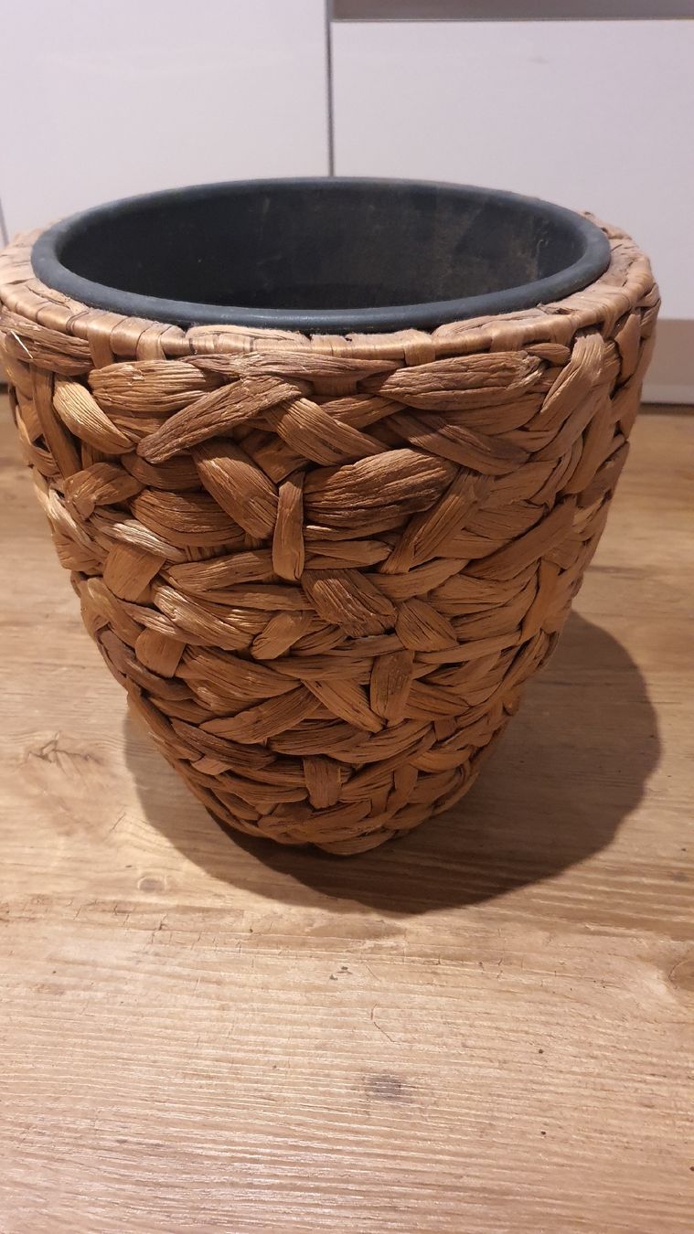 Vasi per fiori: geflochtener Blumentopf – Usato da Flawil venduto da minggeli83