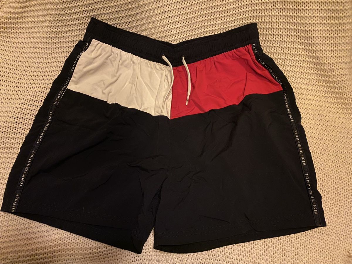 Tommy Hilfiger Costumi da bagno: Shorts Tommy Hilfiger taille 14-16 ans – Nuovo (secondo la descrizione) da Geneve venduto da Monthoux13