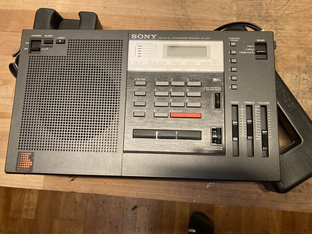 Sony Radios: Sony IFC 2001 Radio – Gebraucht aus Glattbrugg von vintagemania