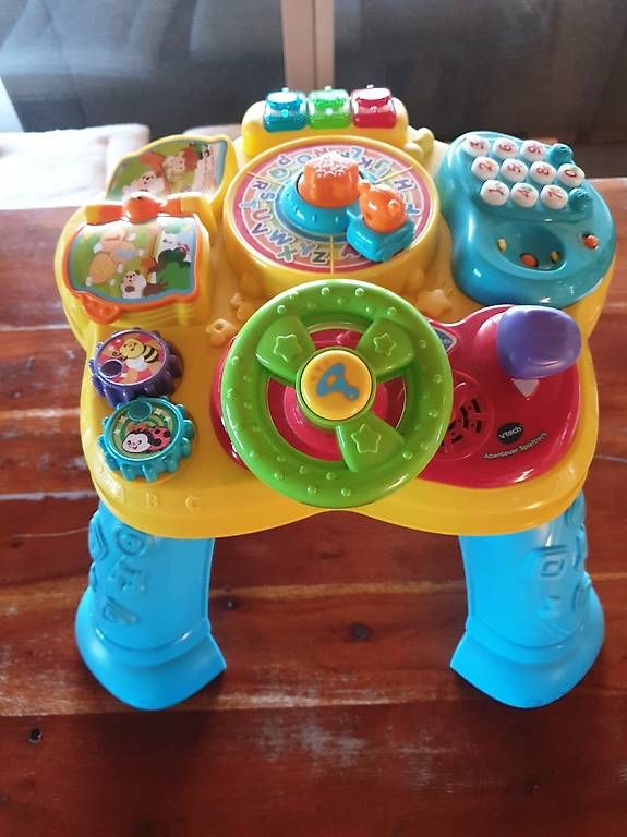 Giocattoli: Vtech Abenteuer Spieltisch – Usato da Mühlrüti venduto da mar_rl6q 1
