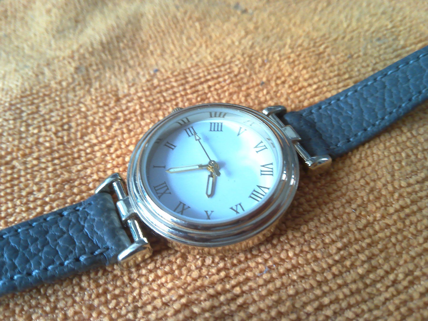 Orologi: Eternal Love Damen Uhr – Usato da Balsthal venduto da jacky63 2