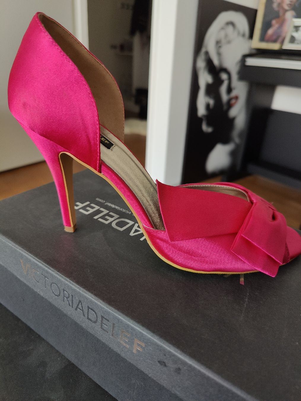 Damenschuhe: Victoria Delef Peeptoe, pink Gr.40 – Neu und originalverpackt aus Adliswil von tan_mpy7 2