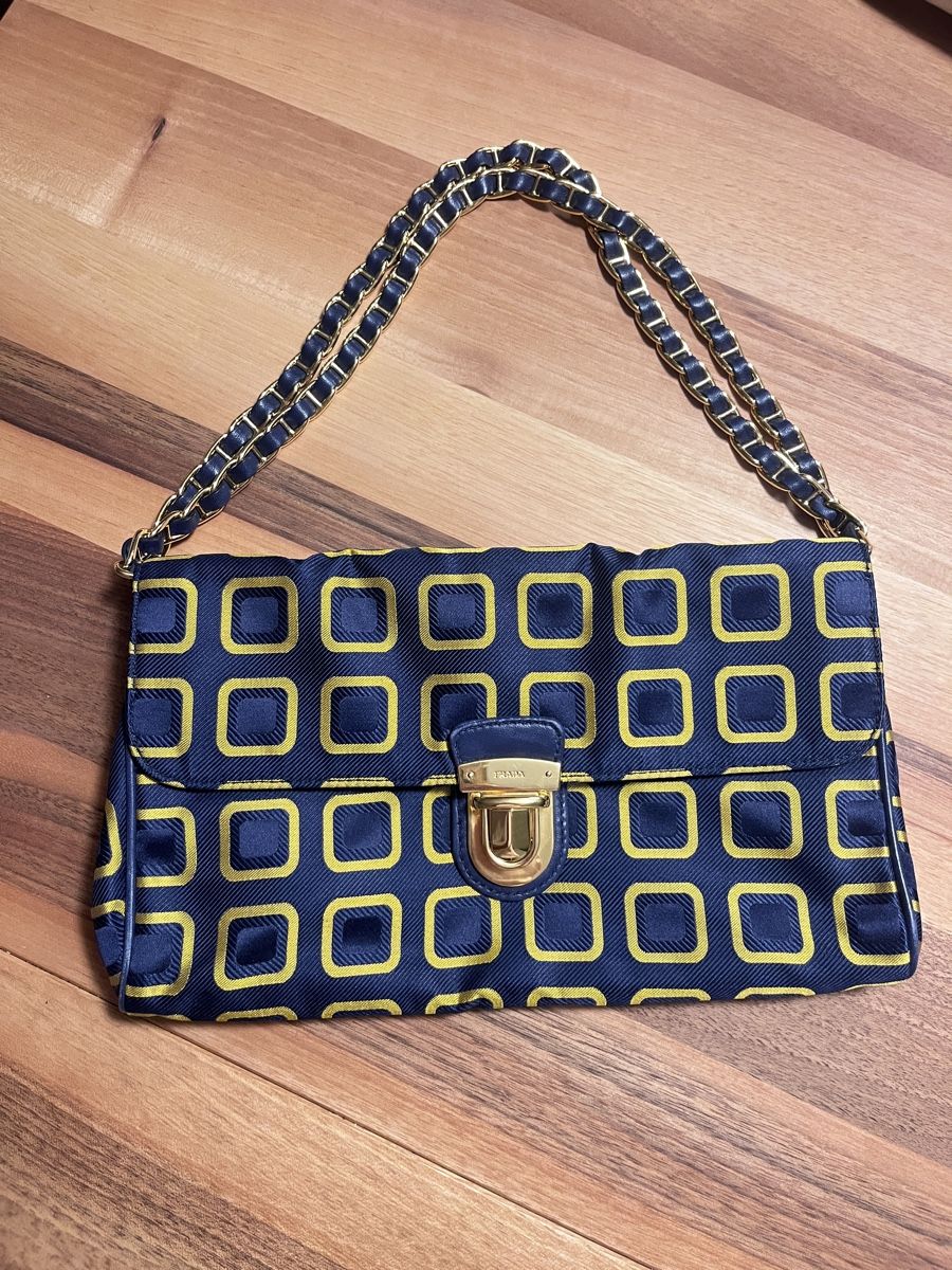 Prada Borse da donna: Prada bag – Usato da Oberrieden venduto da yim_jb6g