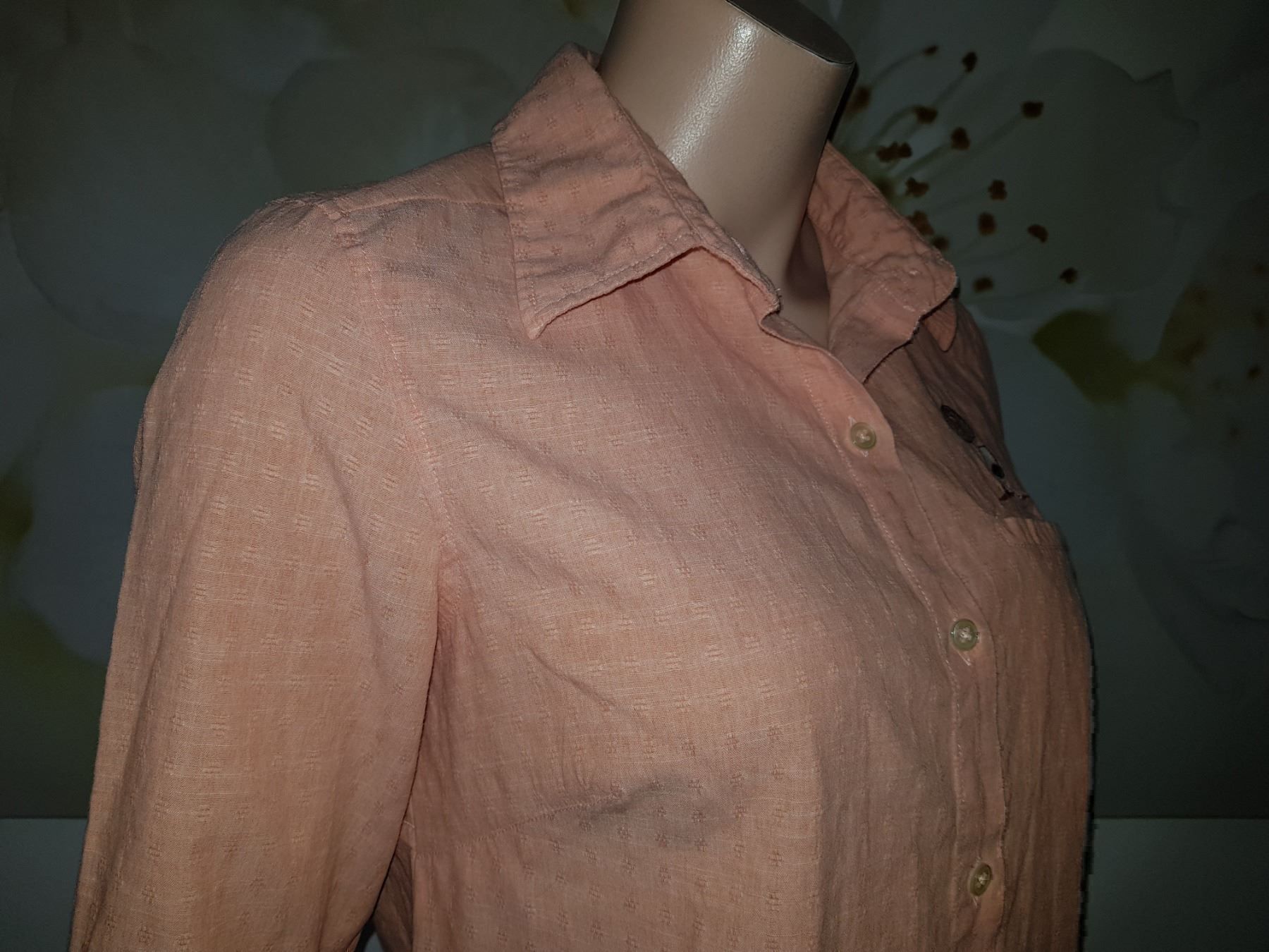 Chemisiers: STUDIO AVENTURES Blouse / Bluse SNOOPY taille / Grosse XS/S – D'occasion à Cossonay-ville par Super-Price-Quality 3