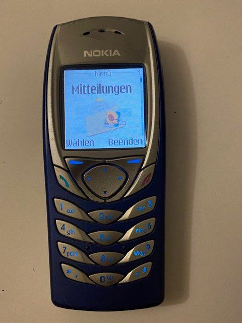 Nokia Telefoni cellulari / Smartphones: Nokia 6100 Handy mit Ladegerät – Usato da Richterswil venduto da Ninodp 2
