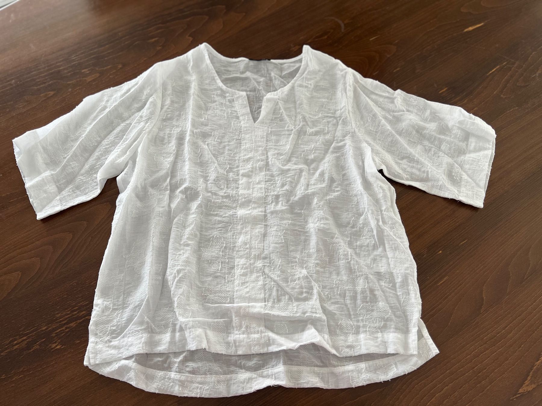 Blusen: Damen Bluse Weiss Gr. 42 Top Zustand – Gebraucht aus Ebmatingen von Mistelu