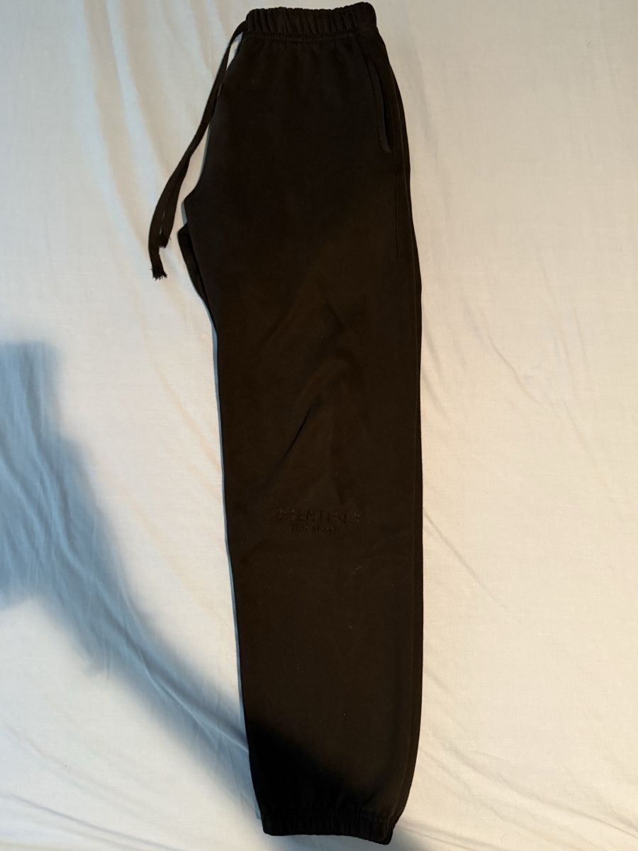 Fear of God Pantalons: Essentials Hose – Neuf (Voir description) à Biel/Bienne par yus_7373 1