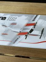 Modellflugzeug Cessna 182 neu ungeöffnet