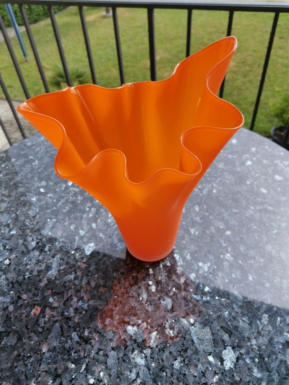 Vasi & Recipienti: Vase – Nuovo (secondo la descrizione) da Biel/Bienne venduto da No62 1