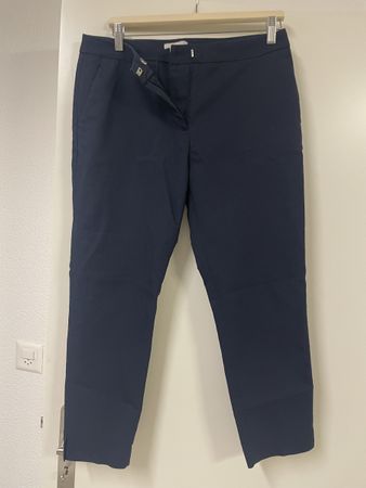 Pantaloni blu H&M taglia 38 - Perfetti per la primavera!