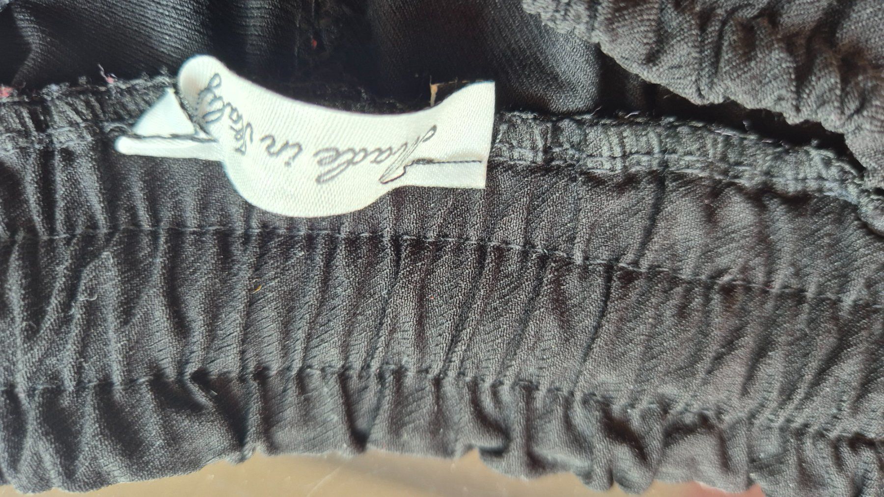 Pantaloni: Pantalone nero – Nuovo (secondo la descrizione) da Gordevio venduto da RUBY104 2