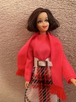 Casey brunette 1967 im MIDI Plaid Dress 