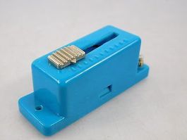 Trix HO/N 6629: Aufenthaltsschalter, Zeit regelbar, blau