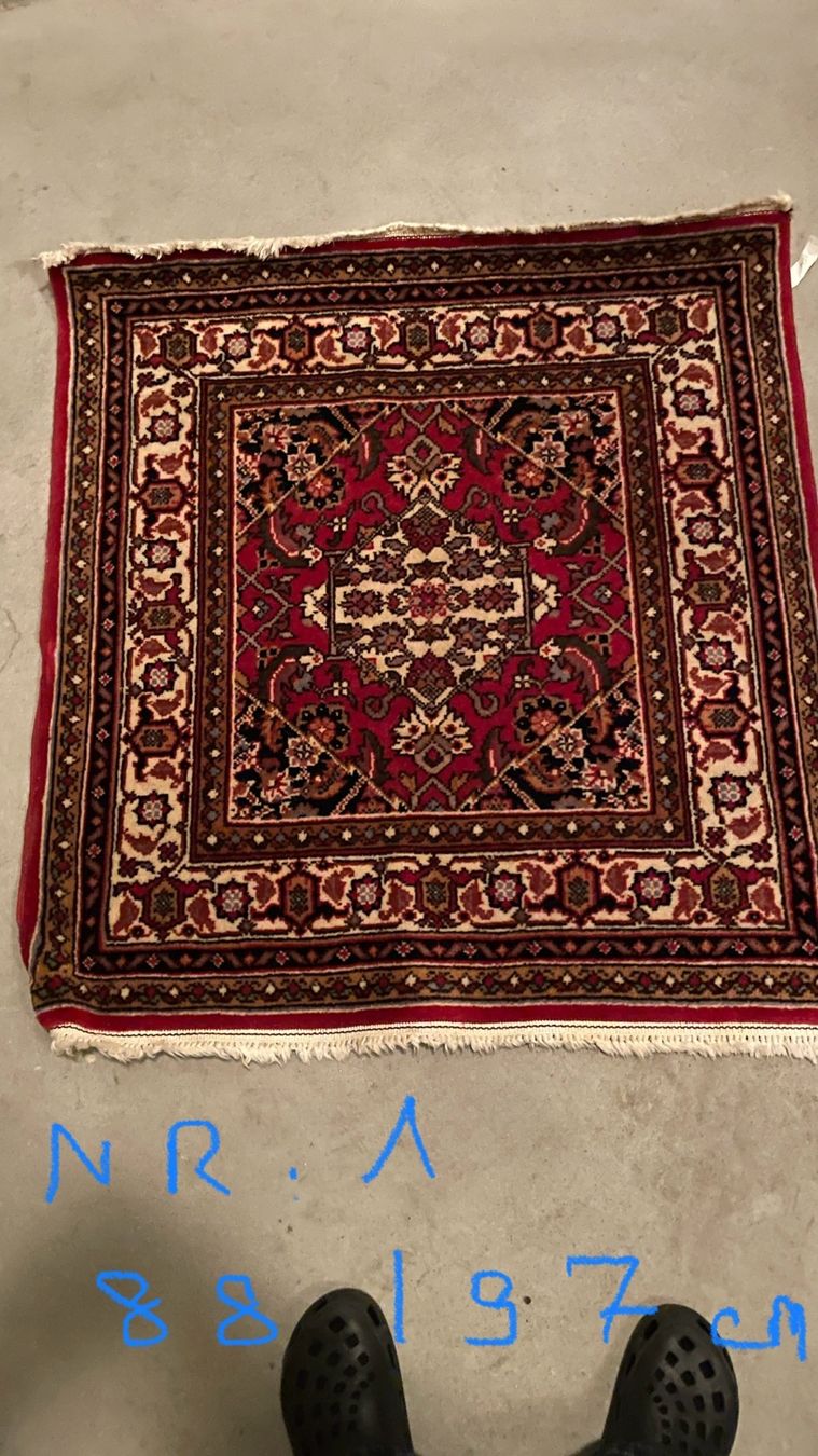 Teppiche: Teppich – Gebraucht aus Dornach von AlexandraT