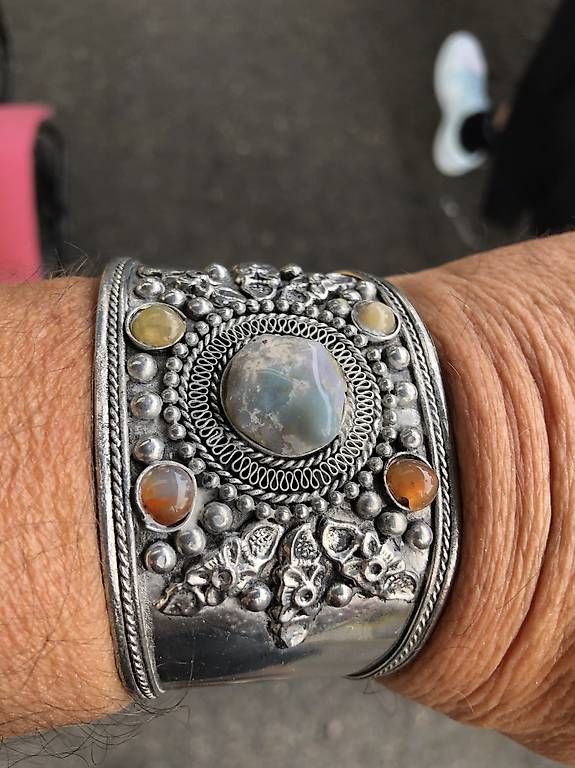 Armbänder & -reifen: Edel, " Hippie Style Metall-Armreif " – Gebraucht aus Villnachern von focusride 4