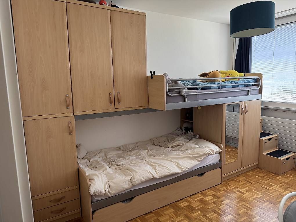 Betten: Ensemble pour chambre à coucher  – Gebraucht aus Meyrin von seb_fz9r
