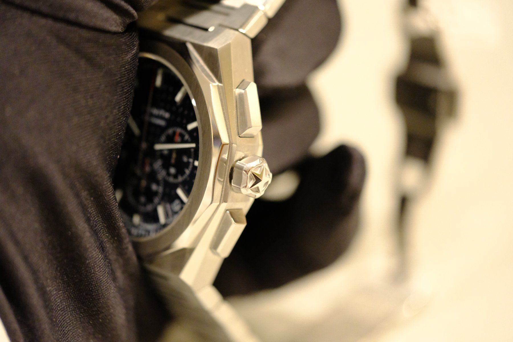 Zenith Orologi: Zenith Defy – Nuovo e nell'imballaggio originale da Zermatt venduto da Schindler_Zermatt 2
