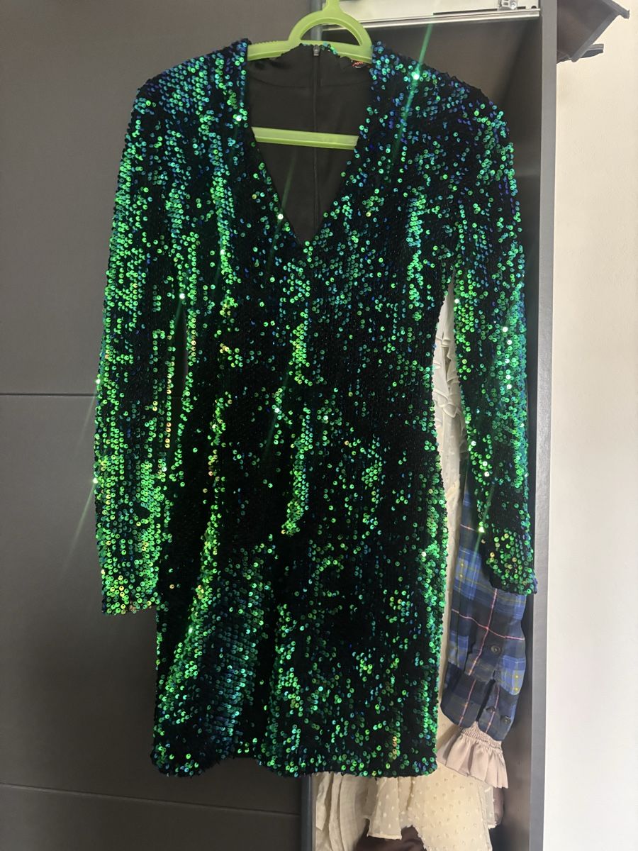 Vestiti: helles Kleid mit Pailletten – Usato da Zell LU venduto da AliAli24 6