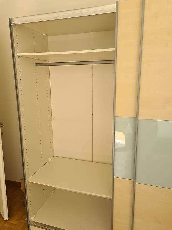 Armadi: Kleiderschrank – Usato da Bern venduto da rah_6vfq 1