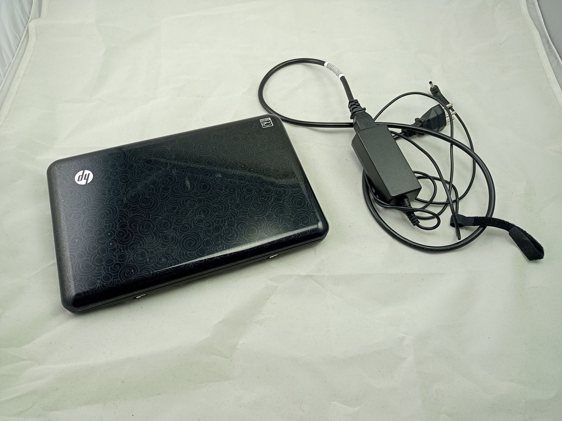 Sonstiges zu Computer & Netzwerk: HP Mini Notebook mit Netzteil – Defekt aus Buchs AG von SellAndBuyX