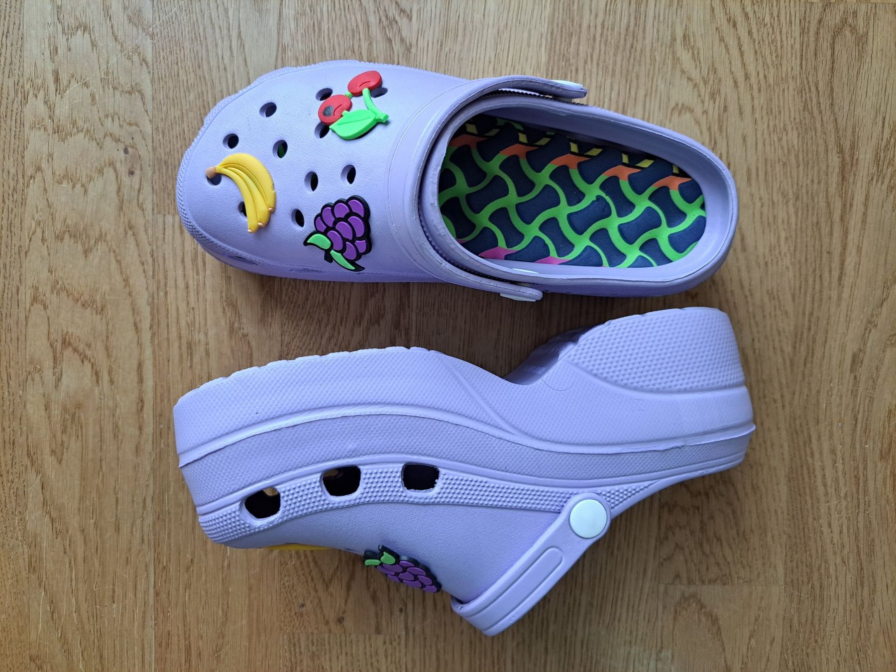 Chaussures femmes: Clogs Gr. 37 – D'occasion à Oetwil am See par Kuechenzeit 1