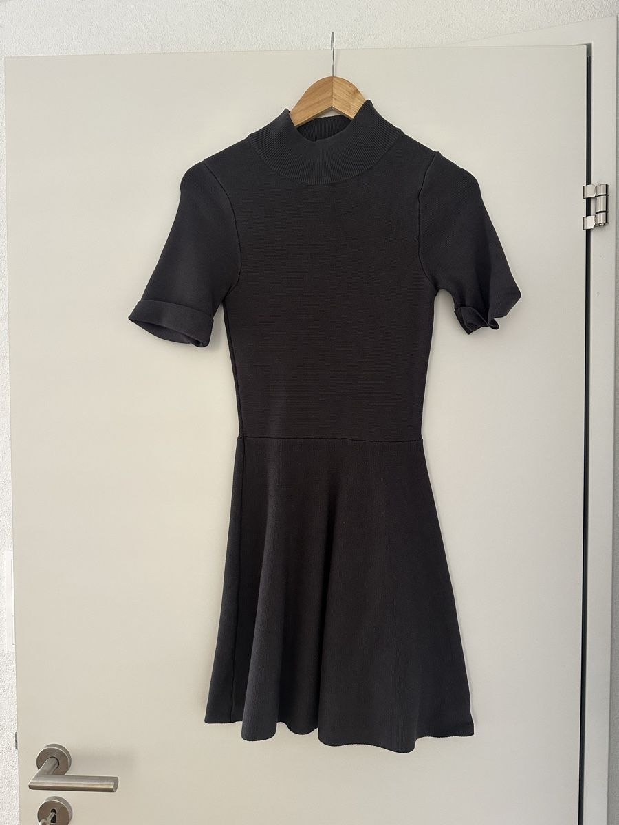 Vestiti: Dunkelgraues Kleid – Usato da Amriswil venduto da dri_6ssr