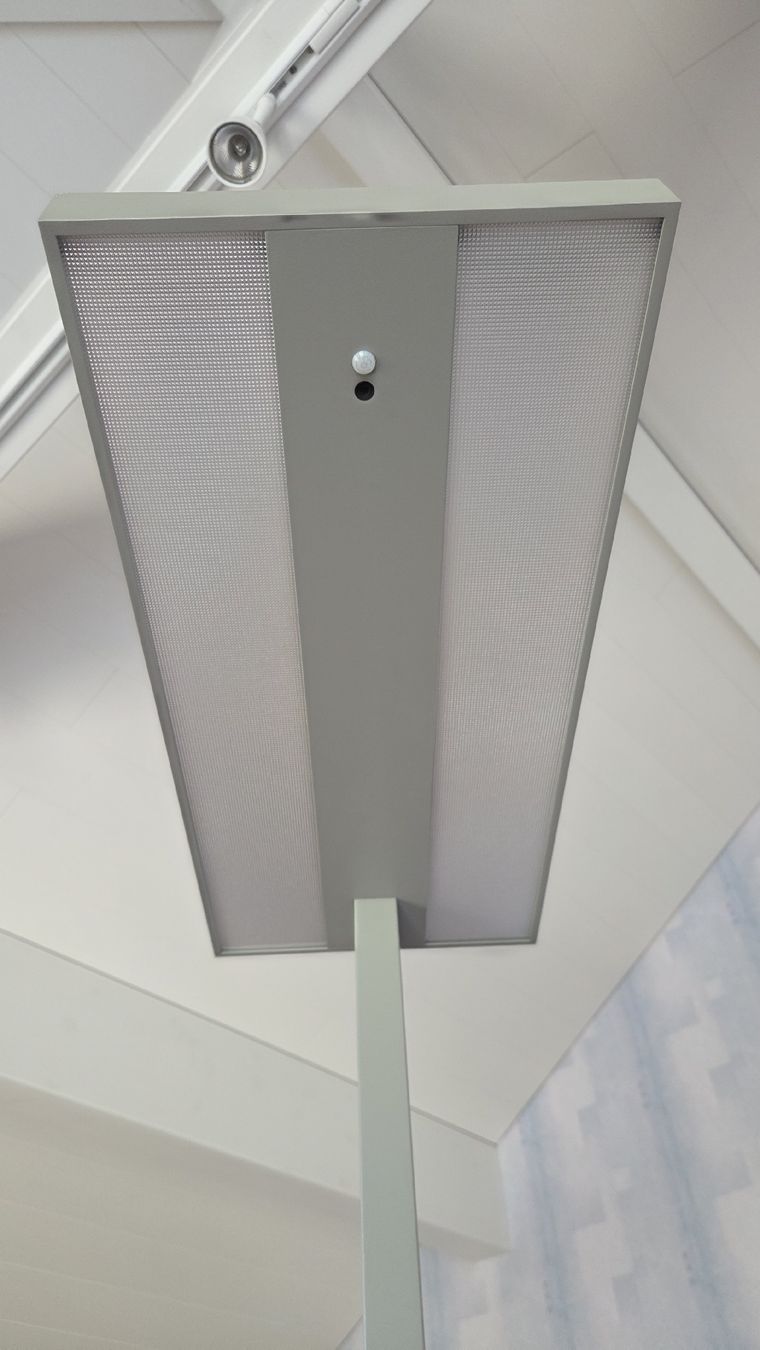 Lampade: Büroleuchte mit Bewegungssensor /auto. Helligkeitsanpassung – Nuovo (secondo la descrizione) da Auenstein venduto da sel_5gv5 2