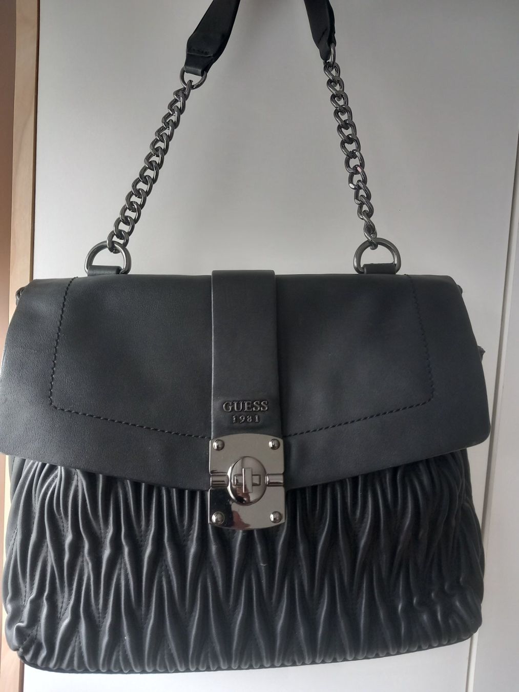 Guess Borse da donna: Guess Tasche wie Neu – Usato da Bronschhofen venduto da magda_m