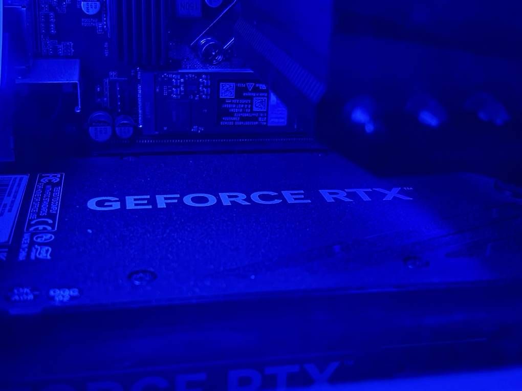 PC: ERSZER PC mit Garantie – Usato da Windisch venduto da Zsapeih 1