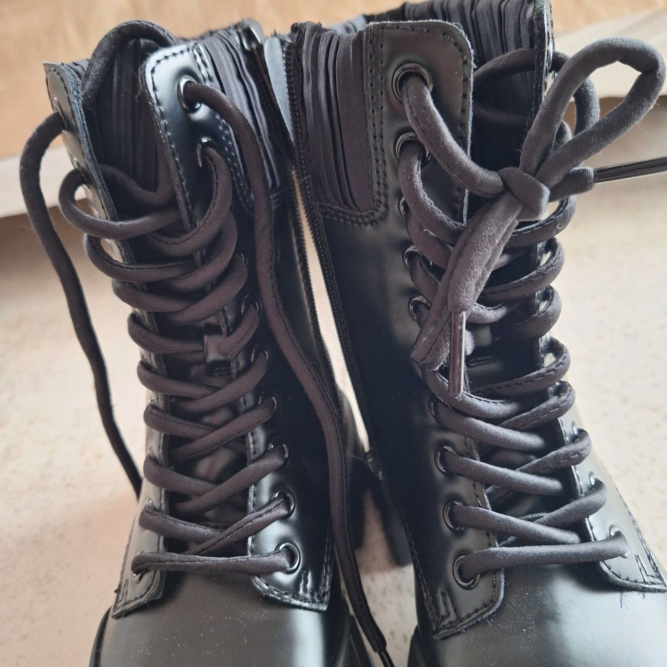 Scarpe da donna: Schwarze Boots Gr. 37 - Neu von Catwalk – Nuovo (secondo la descrizione) da Hettenschwil venduto da Schneuggi2 6