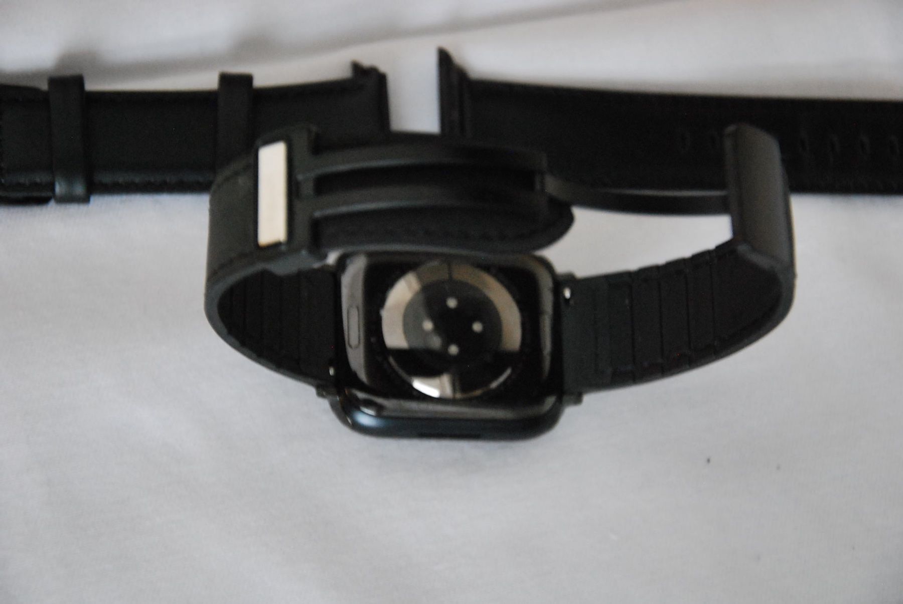 Apple Smartwatch: Apple Watch S9/ 45mm schwarz – D'occasion à Biel/Bienne par Mauler03 1