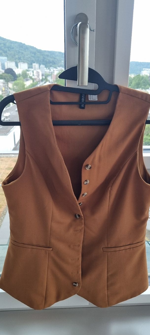 H&M Camicette: H&M Blazer Gr. M – Nuovo (secondo la descrizione) da Zürich venduto da raf_np9f