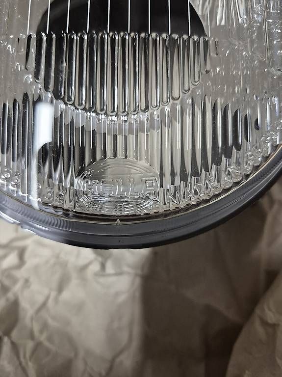 Fari: BMW E30 Hella Scheinwerfer Gehäuse – Nuovo e nell'imballaggio originale da Seedorf UR venduto da DomSom01 1