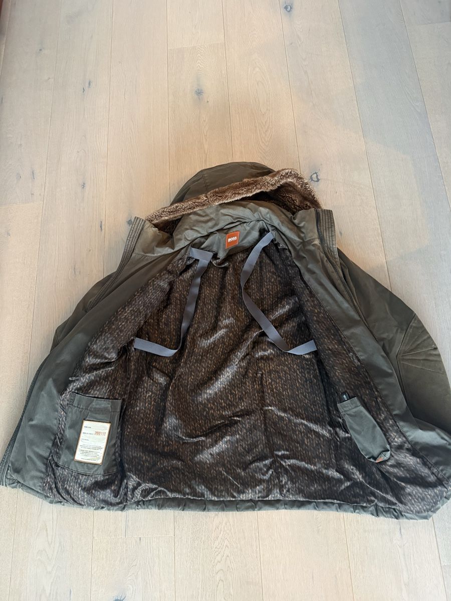 Hugo Boss Giacche: HUGO BOSS Ocean Winterjacke, Khaki, Gr 50 – Usato da Brüttisellen venduto da Molemo 3