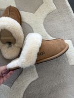 UGG Scuffette II – echtes Lammfell – Gr. 36 – NEU