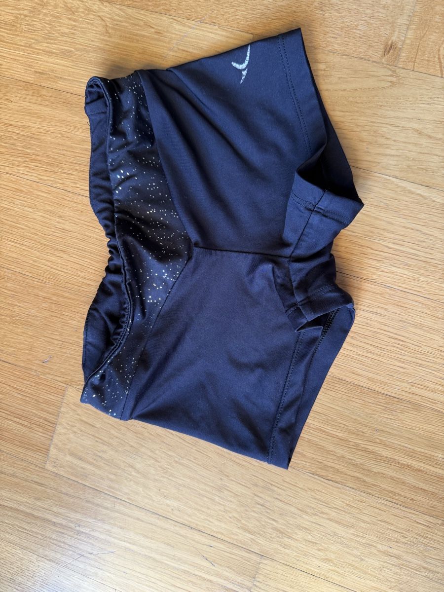 Pantaloni: Turn-Hose Geräteturnen – Usato da Illnau venduto da Chabelita84 1