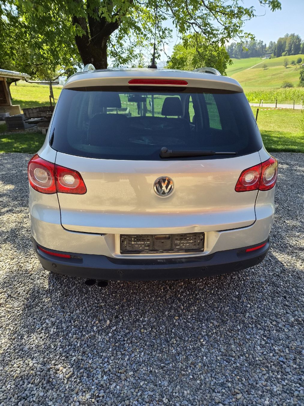 VW Automobili: VW Tiguan 2.0 Diesel – Usato da Ruswil venduto da Zindustries89 2