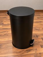 Abfalleimer mit Tretmechanismus schwarz NEU